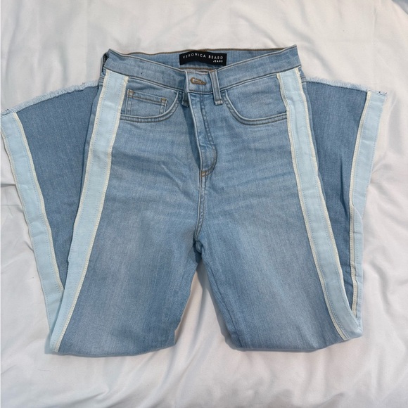 Veronica Beard Carly 11" Kick Flare Jeans Size 26 Tuxedo Stripe Air Wash Denim - Picture 3 of 8